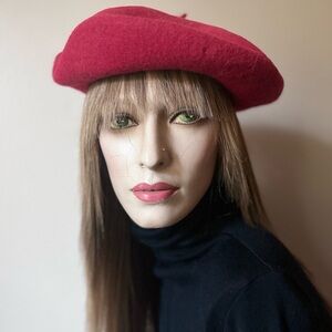 Scale Pronto Red Wool Beret
